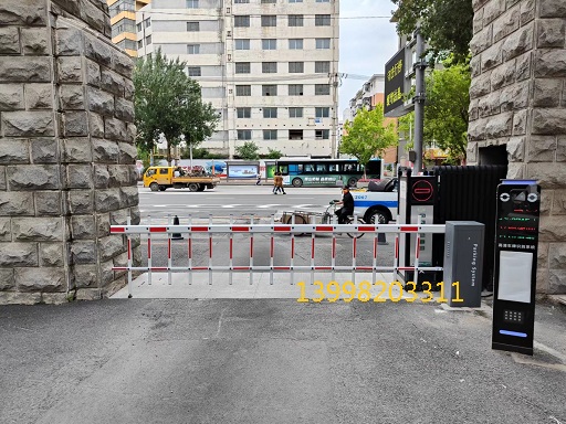 沈陽某檢察院立式車牌識別道閘系統